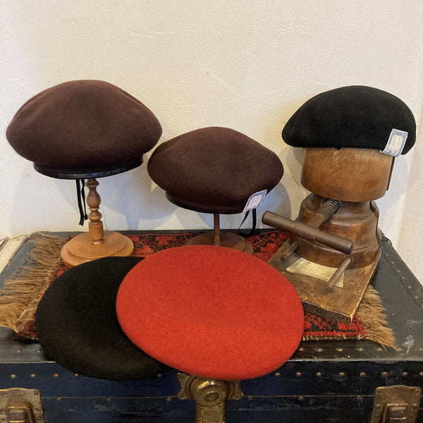 [introduction of wool beret]